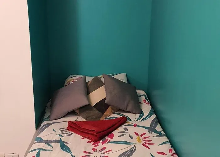 Studio de 12m² agréable calme proche CHU