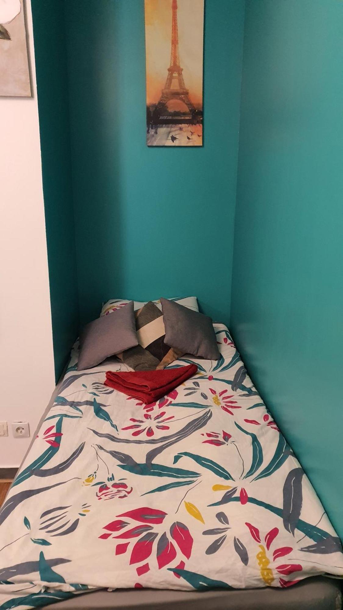 De 12m² Calme Proche Chu Appartement *